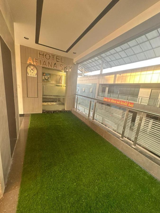 Hotel Asiana Sky Motera Ahmedabad Eksteriør bilde